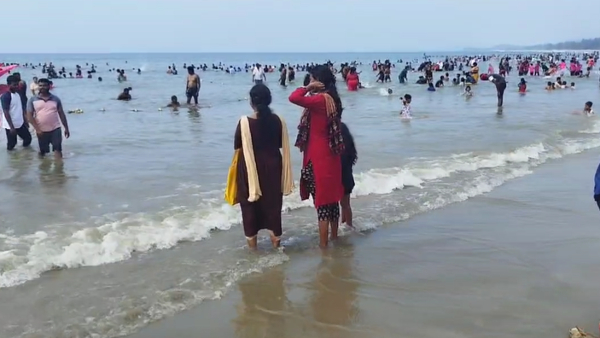 New Year Celebration: Tourists Rush To Gokarna And Murudeshwar Temple Today 