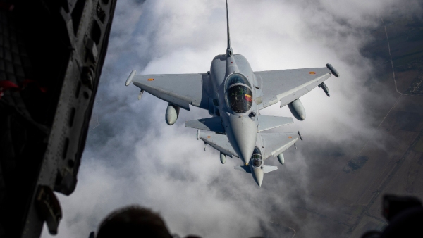 United Kingdom Decided To Send 20,000 Troops To NATO Military Exercise 