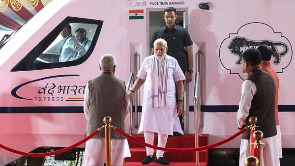 Bangalore to Dharwad Vande Bharat Express May Stop In Arsikere Also