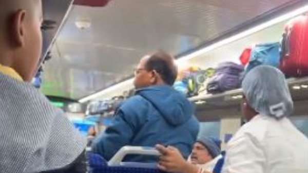 Vande Bharat express Train: Two Passengers Fight On VB Train Over Luggage Space: Video Viral