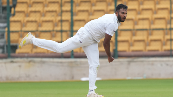  Ranji Trophy: Vidwath Kaverappa and Vyshak Shine as Karnataka Wins by 29 Runs Against Tripura