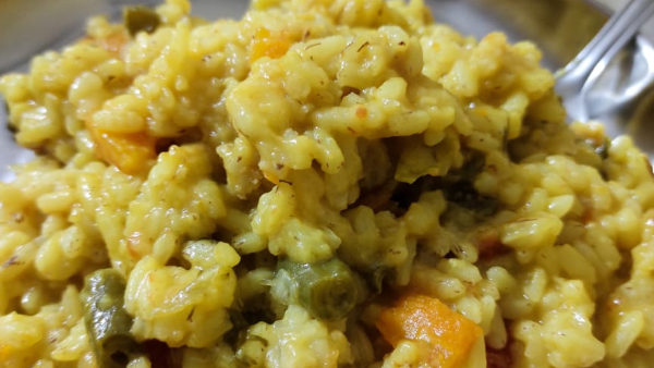 Brown Rice Vegetable Dal Bhat Recipe: How to make Brown Rice Vegetable Bele Bhat at home in kannada