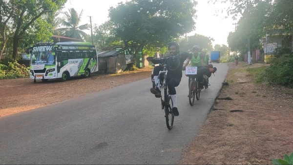 Kerala Youths Team Conducting Procession Against Drugs In Bycycle
