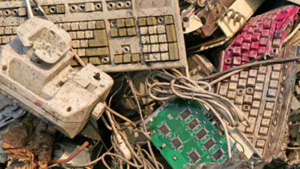 E-Waste: Eshwar Khandre Instructed to all Electronic Items Manufacturers for EPR Registration E-Waste: Eshwar Khandre Instructed to all Electronic Items Manufacturers for EPR Registration