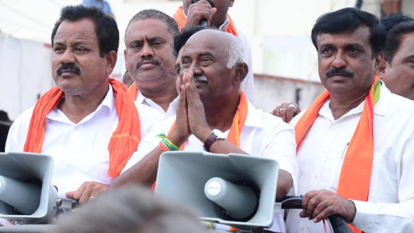 BJP MLC H. Vishwanath Aspirants Of Congress Lok Sabha Election Ticket