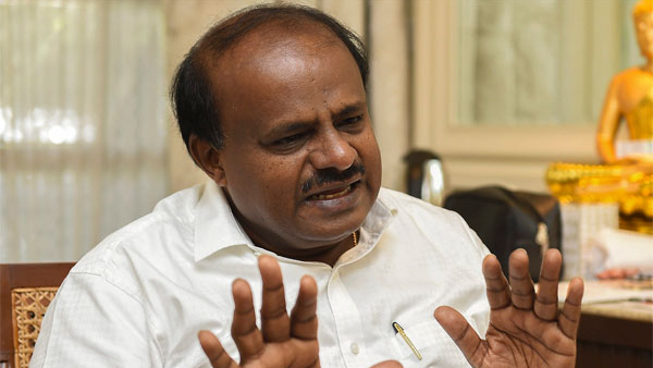 Hd Kumaraswamy Asking Apology To People Behalf Of Hd Revanna