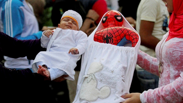 This company offers employees Rs 62 lakh and Home to have a baby This company offers employees Rs 62 lakh and Home to have a baby