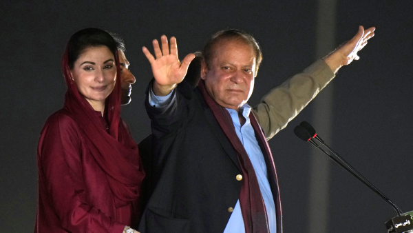 Imran Khan Party Leaders Are In Talks To Form Government In Pakistan