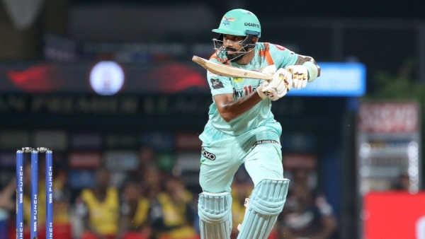  KL Rahul Corrects A Boy Who Spelled Kannada as Kannad 