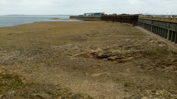 Water level decreased in KRS Reservoir, Chamarajanagar district farmers are worried