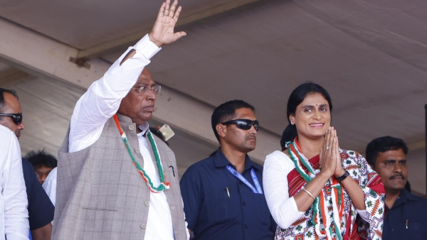 Rs 5,000 every month for poor: Mallikarjun Kharge at Congress campaign in Andhra