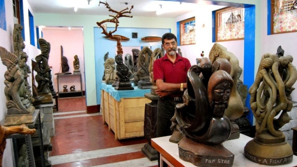 Hatrick Hero Shivaraj Kumar likes Mysuru Kiran Subbaiah Works