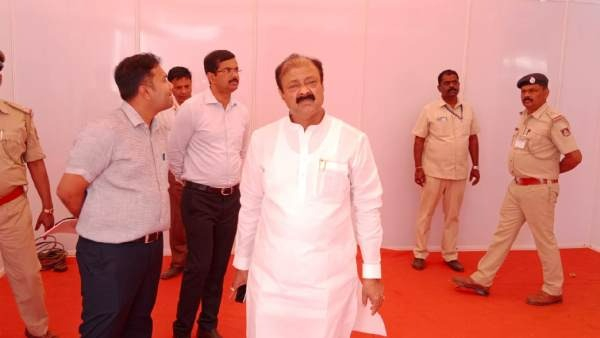 Congress Operation In Will former Minister Narayana Gowda likely Joins Congress