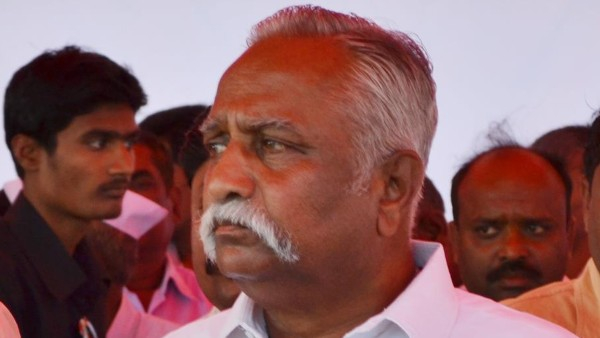 Congress MLC Prakash Hukkeri Anger Against Party Leaders