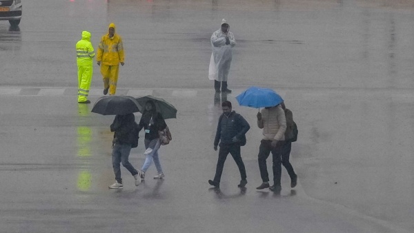 Heavy Rain Alert Has Been Issued in Different States Of The North India 