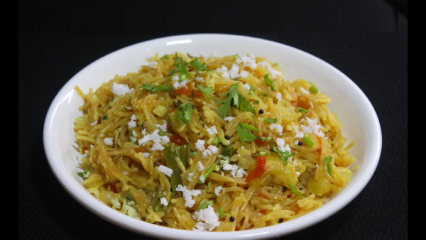 Rice Shavige Uppittu Recipe: How to make Akki Shavige Uppittu at home in kannada