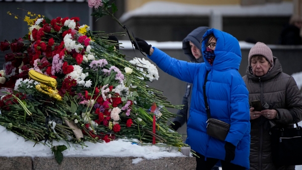 Russian Opposition Leader Alexei Navalny Wife Shares Emotional Moment On Social Media