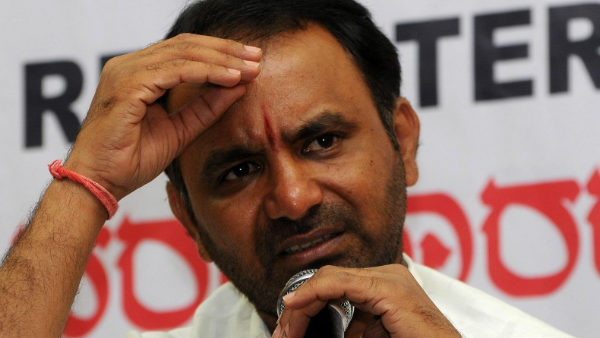 Sardar Vallabhbhai Patel Banned RSS, So BJP Leaders Who Are For and Against?: Santosh Lad 