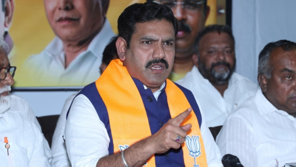  It Is A Tragedy That Siddaramaiah Visited The Suttur Math After Eating Meat 