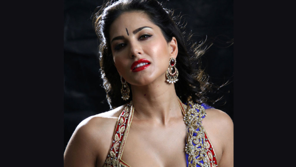 Actress Sunny Leone Admit Card of UP Police Recruitment Goes Viral