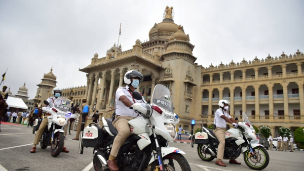 Karnataka Transport Minister Gives Important Message About The HSRP Number Plate Installation 