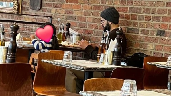 King with Princess: Virat Kohli-vamika Kohli viral photo in london