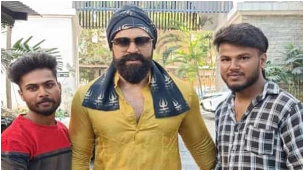  Yash and SS Rajamouli Grace Pran Pratishtha Ceremony at Sree Amrutheshwara Temple in Ballari