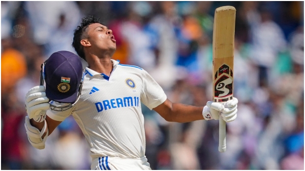 Naseer Hussain Criticizes Ben Duckett for Credit Remark Towards Yashasvi Jaiswal Naseer Hussain Criticizes Ben Duckett for Credit Remark Towards Yashasvi Jaiswal