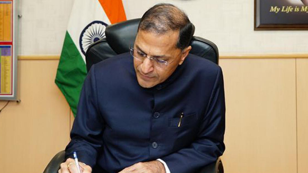 Lok Sabha Election 2024 Election Commissioner Arun Goel Resigns