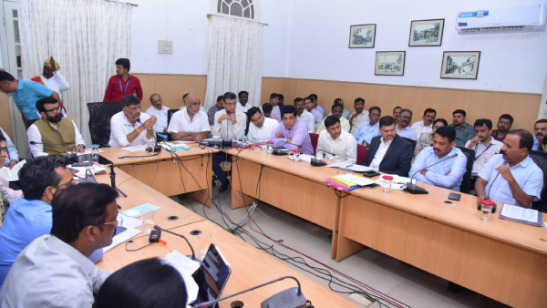 Bengaluru Water Crisis DCM DK Shivakumar Warns To Water Tanker Owners