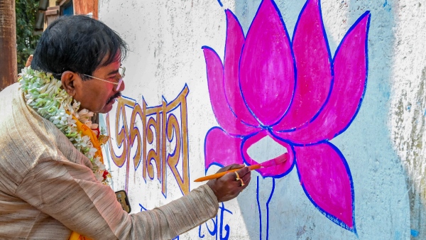 Lok Sabha election 2024 First list of BJP candidates 33 sitting MPs replaced Lok Sabha election 2024 First list of BJP candidates 33 sitting MPs replaced