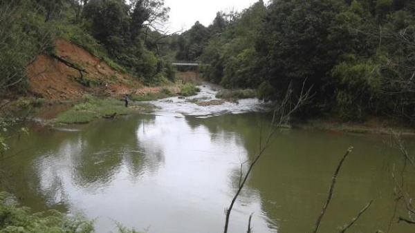 Chikkaballapur Ettinhola Yojane not a drop of water has flowed