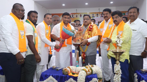 Lok Sabha Election 2024 Dr K Sudhakar Promised Permanent Water Solution For Chikkaballapur