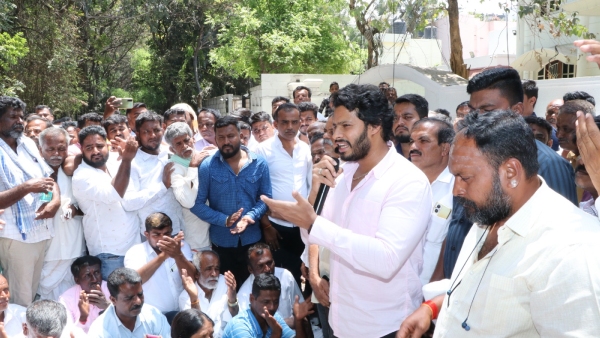 Former CM HD Kumaraswamy Emotional Talk With Mandya JDS Workers