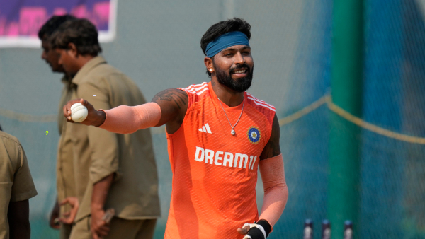 Hardik Pandya Criticizes Hardik Pandya Questions His Origin Has He Come From Moon