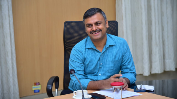 Lok Sabha Election 2024 These 12 Dept Officers Can Vote Through Postal Ballot Voting in Bengaluru