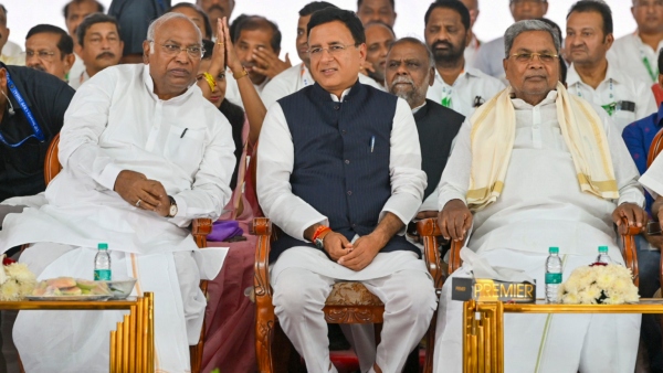 Lok Sabha Election 2024 India TV-CNX Pre Poll Survey Karnataka Congress may win 4 seats