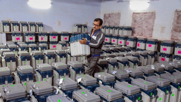 Lok Sabha Election 2024 Explore How Many Crore Voters Are There In India