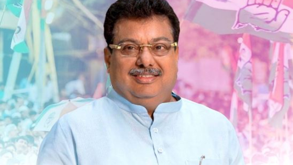 MB Patil Condemn of Kerala Govt Invites to Bengaluru IT Companies Due To Water Crisis
