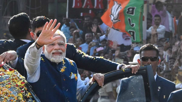 Lok Sabha Elections 2024 News18 Mega Opinion Poll BJP-led NDA Set to Go 400 in Lok Sabha