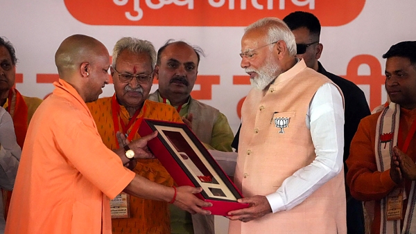 PM Modi NDA Battles Corruption Opposition Defends the Corrupt