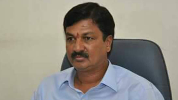 High Court Direct Ramesh Jarkiholi To Co-operate For CID Investigation
