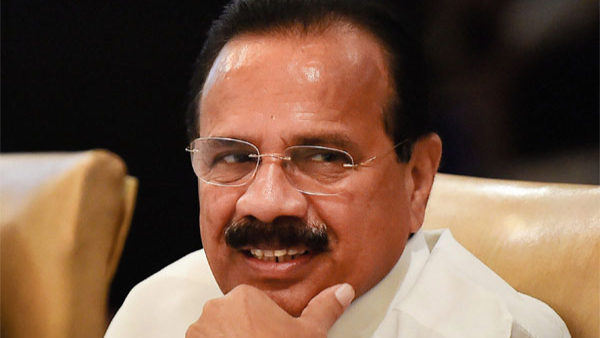 Dv Sadananda Gowda May Quit Bjp Contest For Congress From Mysuru