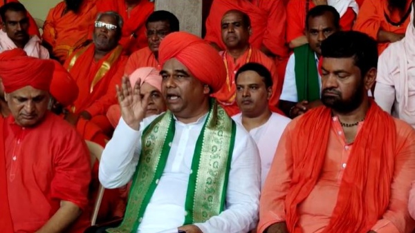 Sri Dingaleshwara Swamiji Contest in Dharwad Announce expect on April 2nd