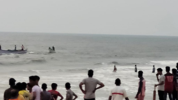 Student Drown At Sea In Mangaluru Thota Bengre Beach