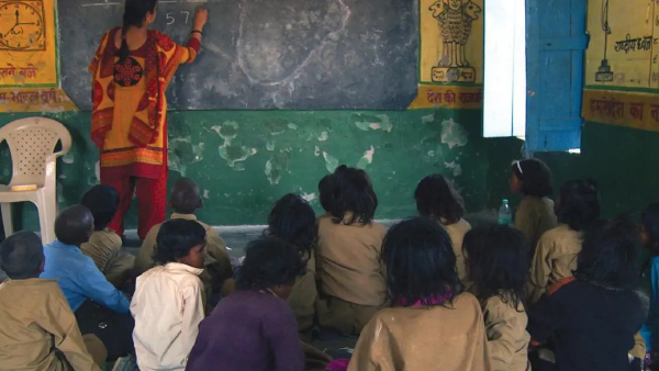 Principal beats to female teacher Drunk Doctor Roams Naked- Video goes viral