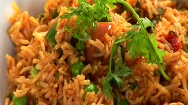Tomato Bath Recipe Know How to Make Mouth-Watering Tasty Tomato Rice in Kannada