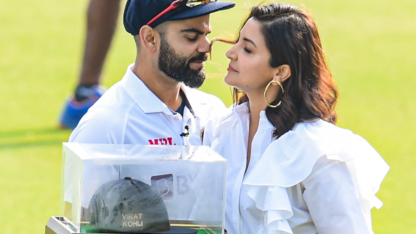 IPL 2024 Cricketer Virat Kohli video calls Anushka Sharma After RCB Won Internet reacts