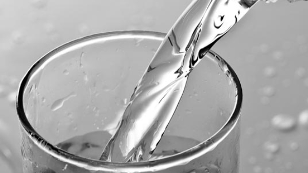 Bengaluru Water Crisis Restaurants Changing Routine To Cope With Water Crisis