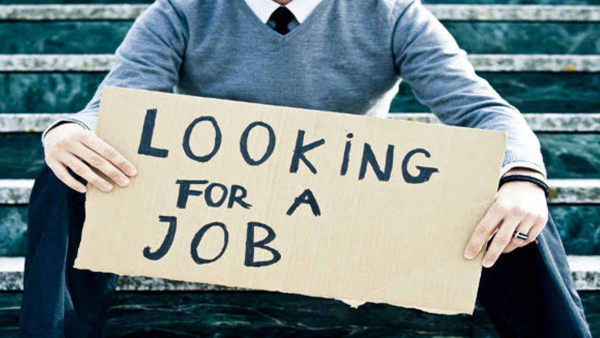 Increase in the number of youth unemployed in the India Shocking report revealed